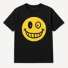 Oversized Smiley Face T-Shirt with Goofy Expression for Casual Wear